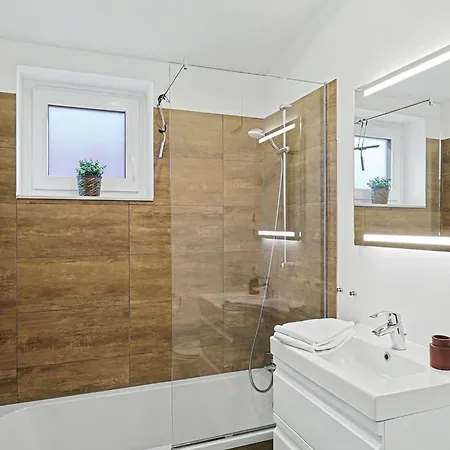 Seezeit By Interhome *